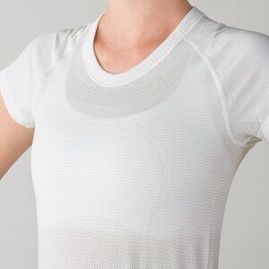 Lululemon Swiftly Tech Short Sleeve Crew Heathered White size 12
